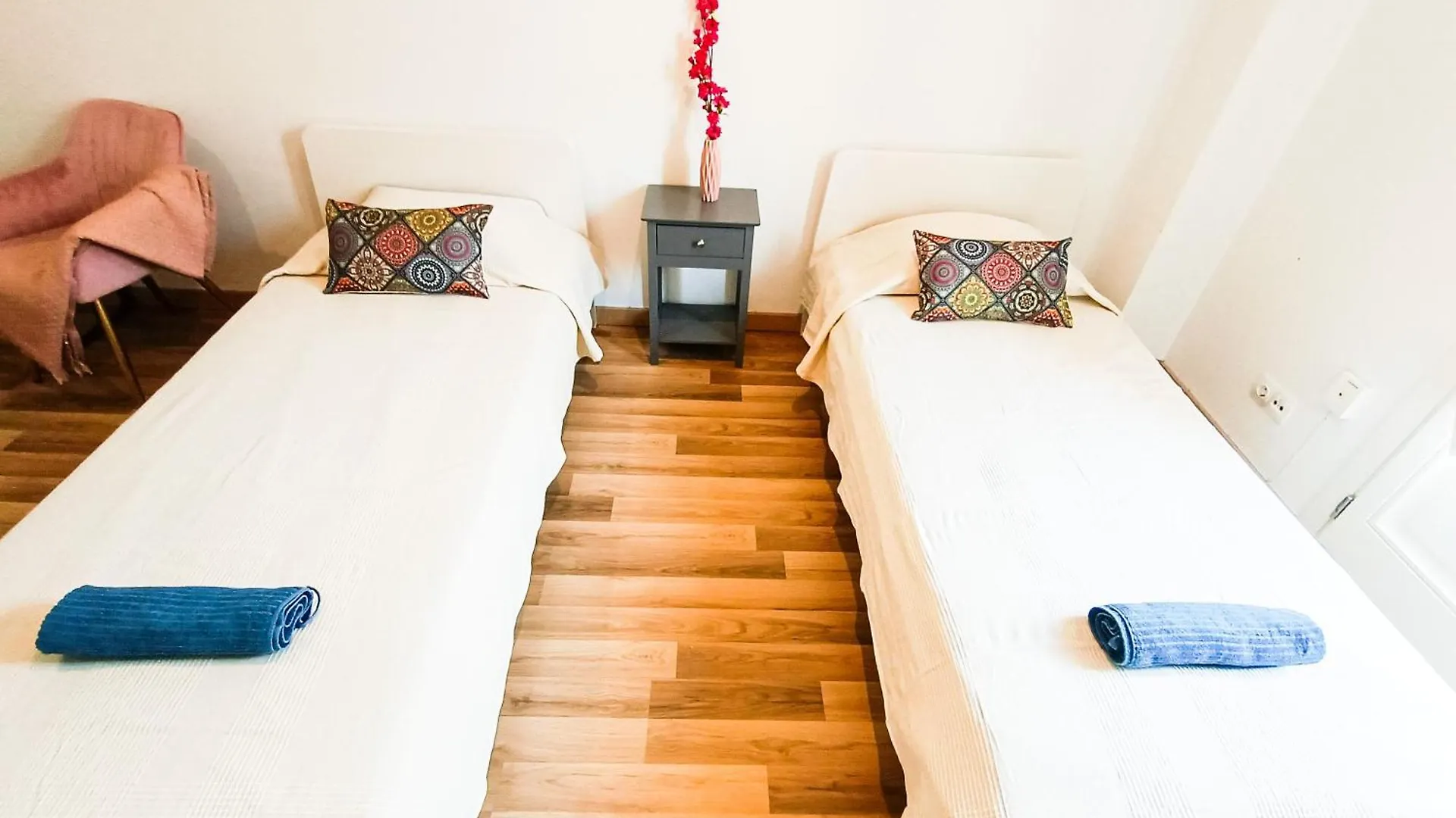 Hostel Oasis Rooms Barcelona - By La Rambla
