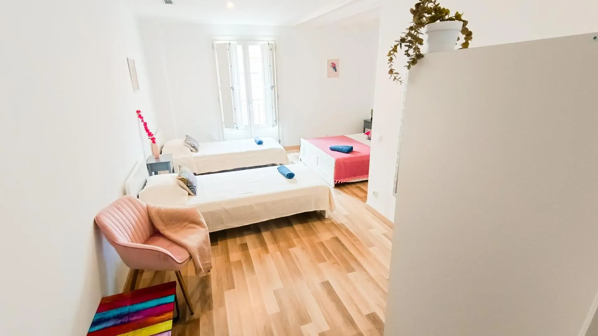 Oasis Rooms Barcelona - By La Rambla