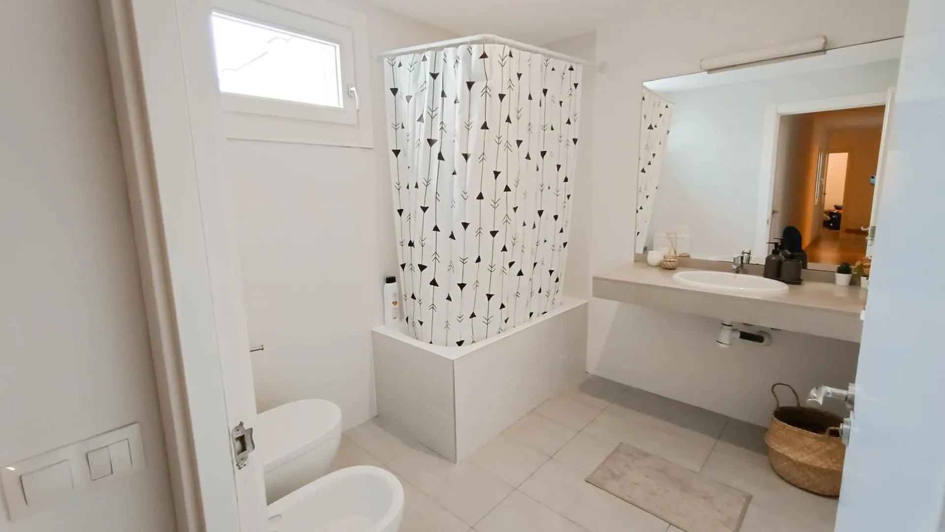 Oasis Rooms Barcelona - By La Rambla Hostel